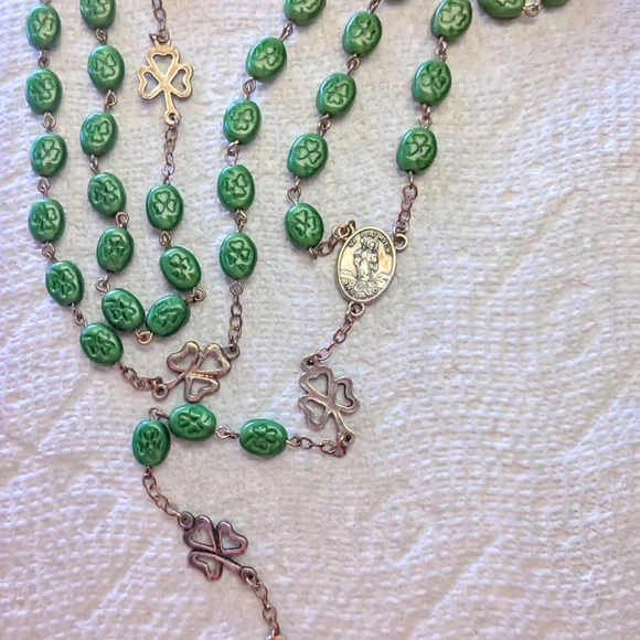 Vintage Celtic Rosary - Picture 4 of 6